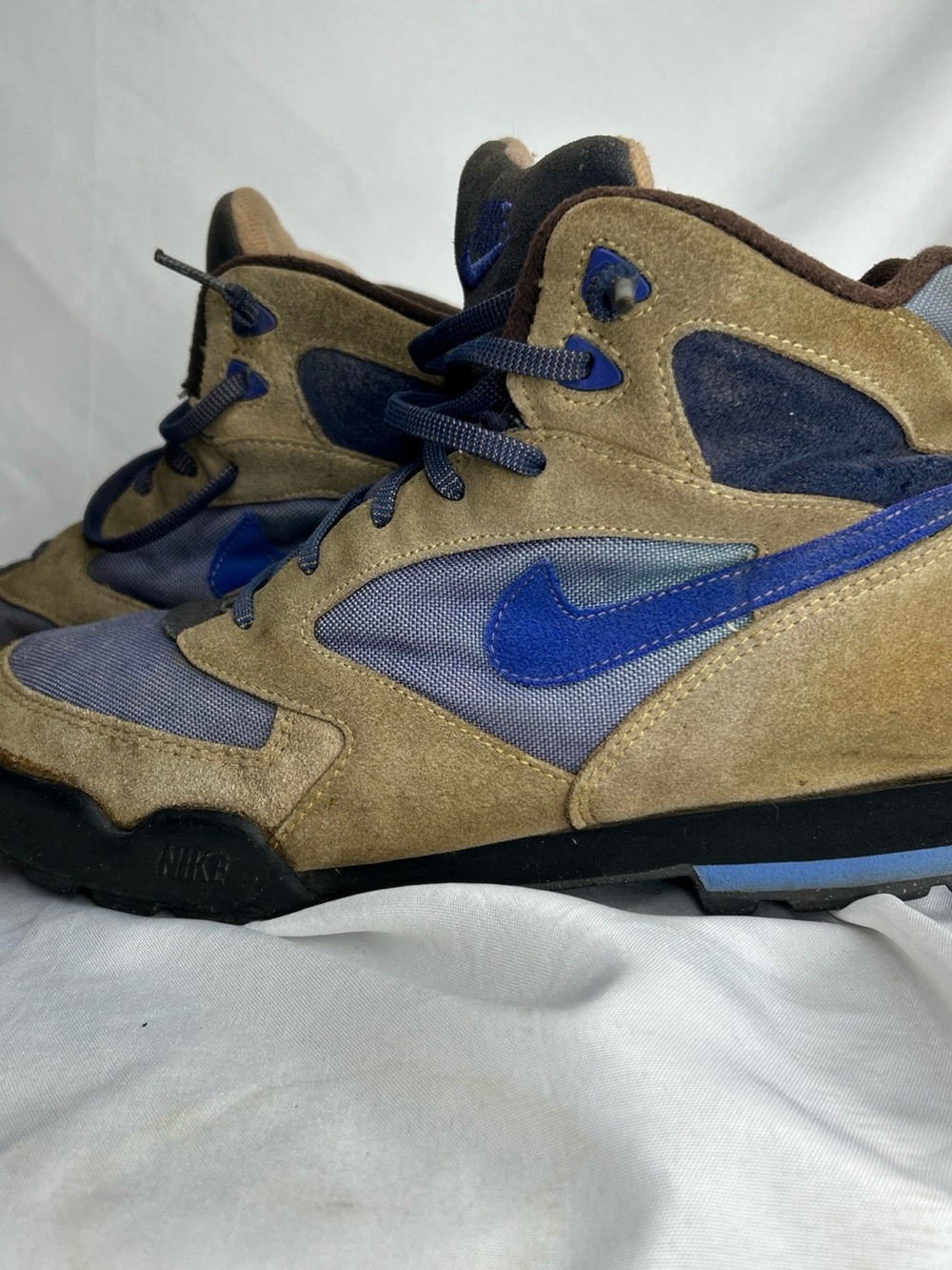 Mens Nike ACG HIKING Boots Size 12 Vintage 1993 VTG Nike shoes